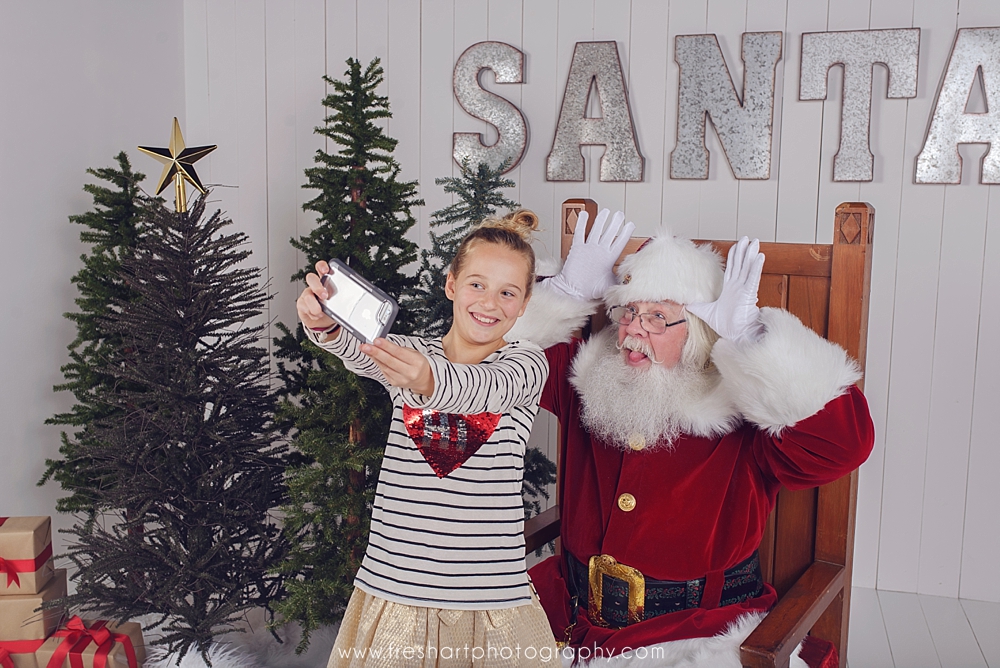 Santa Mini Sessions | St. Louis Children&#39;s Photography | Fresh Art Photography